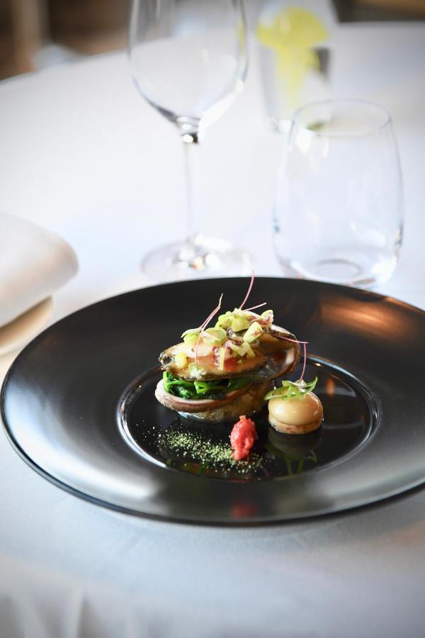 Relais & Chateaux Le Brittany & Hotel