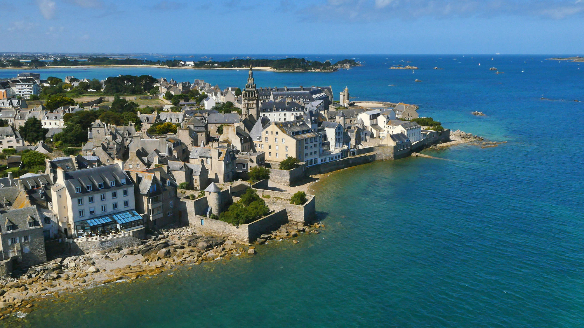Relais & Chateaux Le Brittany & Hotel 4*